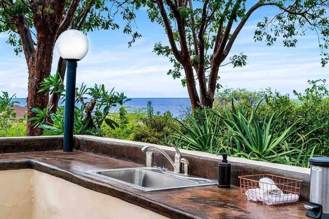 Family Friendly Kailua Bay View Ac Free Parking Walk To Kailua Village Exteriör bild